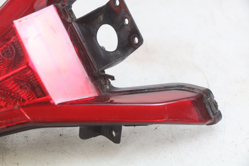 photo de LAMPA TYLNA NECO ALEXONE 125 (2017 - 2024) - Zoom stanu zużycia