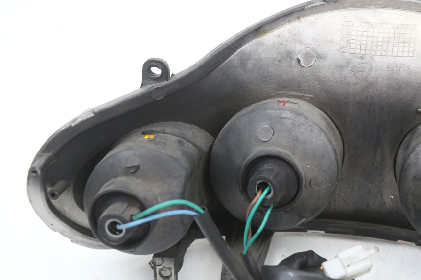 photo de LAMPA TYLNA JONWAY AZTRAL 125 (2008 - 2017) - Punkty mocowania