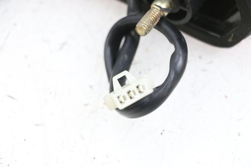 photo de LAMPA TYLNA MAG POWER BOMBERS 4T 50 (2016 - 2026) - Zbliżenie techniczne