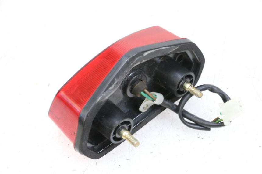 photo de LAMPA TYLNA MAG POWER BOMBERS 4T 50 (2016 - 2026) - Widok ogólny