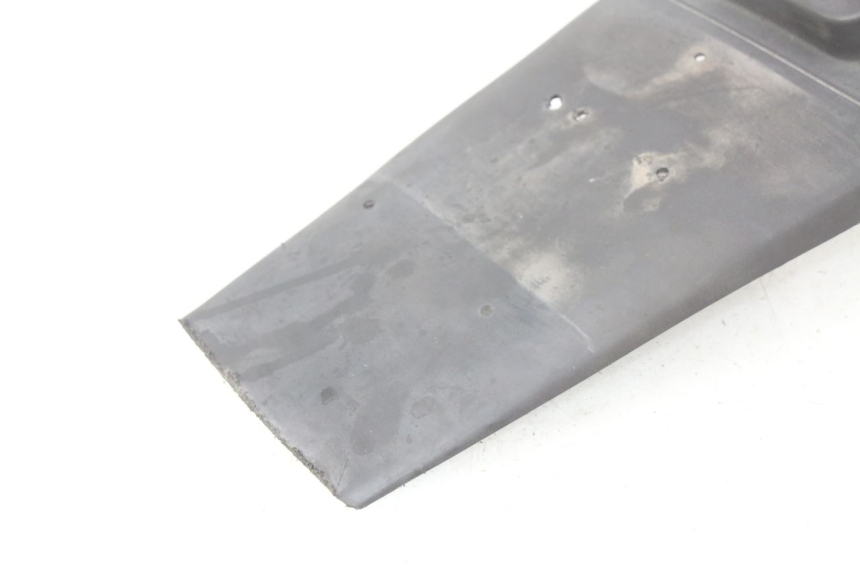 photo de LAMPA TYLNA MBK BOOSTER NEXT GENERATION 50 (2004 - 2007) - Zoom stanu zużycia