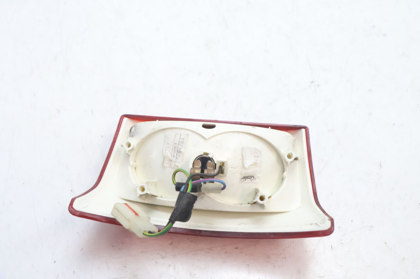 photo de LAMPA TYLNA MBK BOOSTER SPIRIT 50 (2004 - 2017) - Zbliżenie techniczne