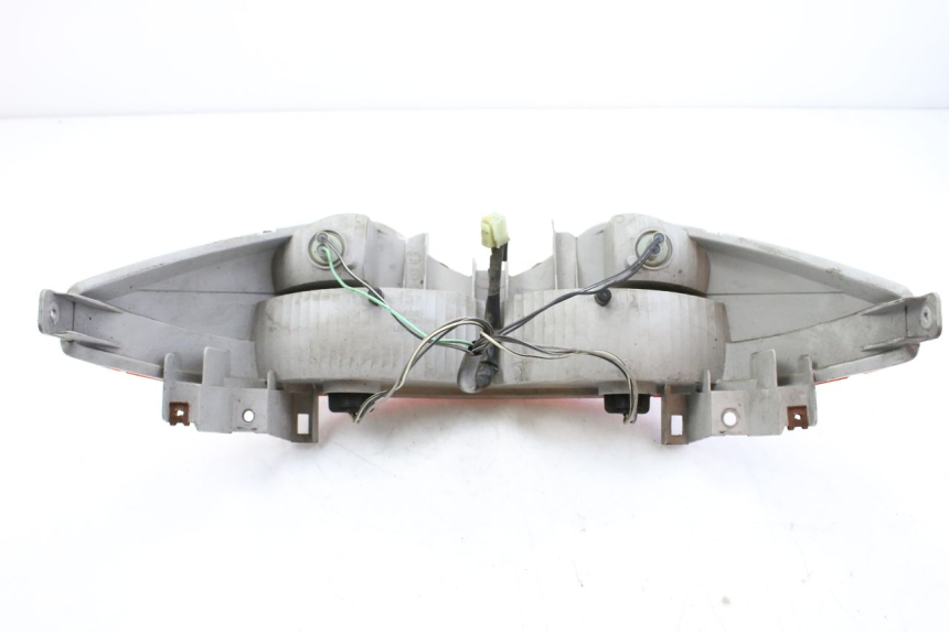 photo de LAMPA TYLNA SUZUKI BURGMAN 125 (2007 - 2014) - Inny kąt widzenia