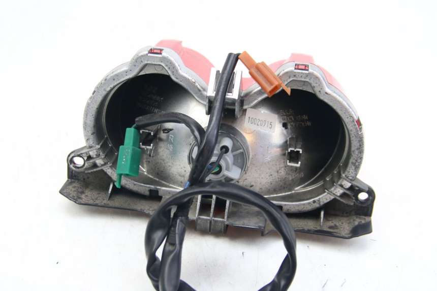 photo de LAMPA TYLNA YAMAHA BW'S BWS 125 (2010 - 2013) - Zbliżenie techniczne