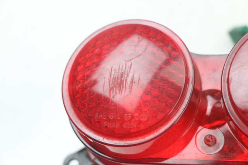 photo de LAMPA TYLNA YAMAHA BW'S BWS 125 (2010 - 2013) - Zbliżenie techniczne