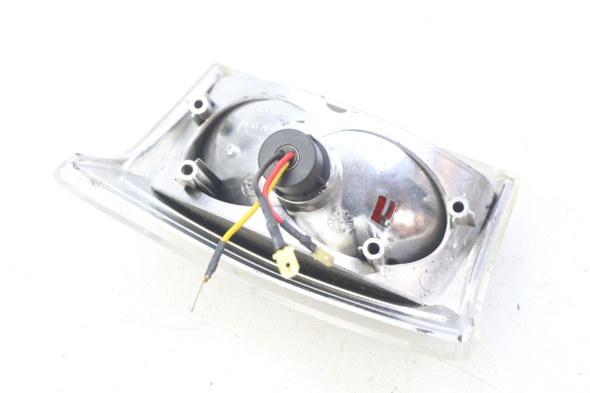 photo de LAMPA TYLNA YAMAHA BW'S NAKED 50 (2008 - 2019) - Inny kąt widzenia