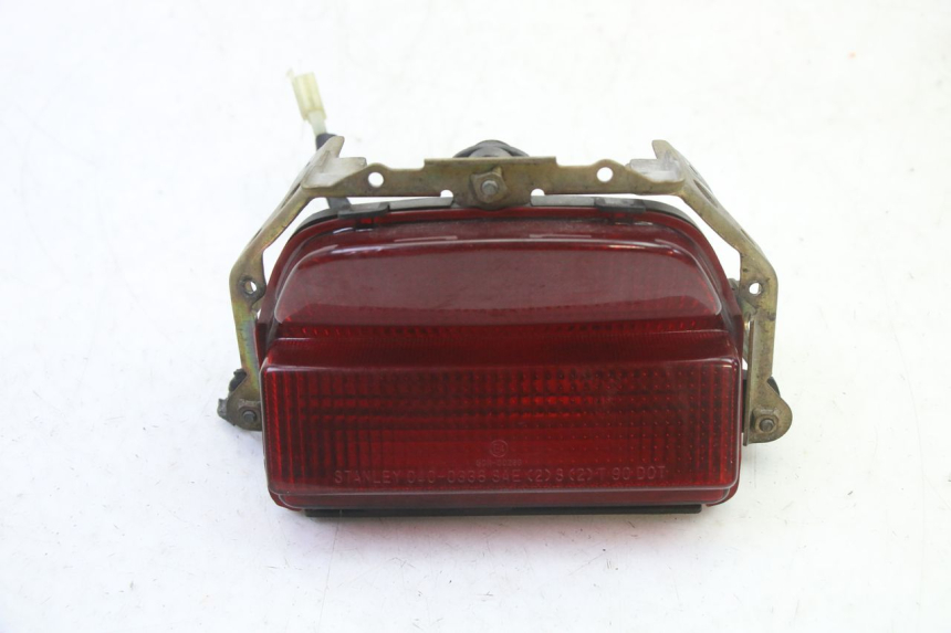 photo de LAMPA TYLNA HONDA CBR RR FIREBLADE 900 (1992 - 1994) - Widok główny