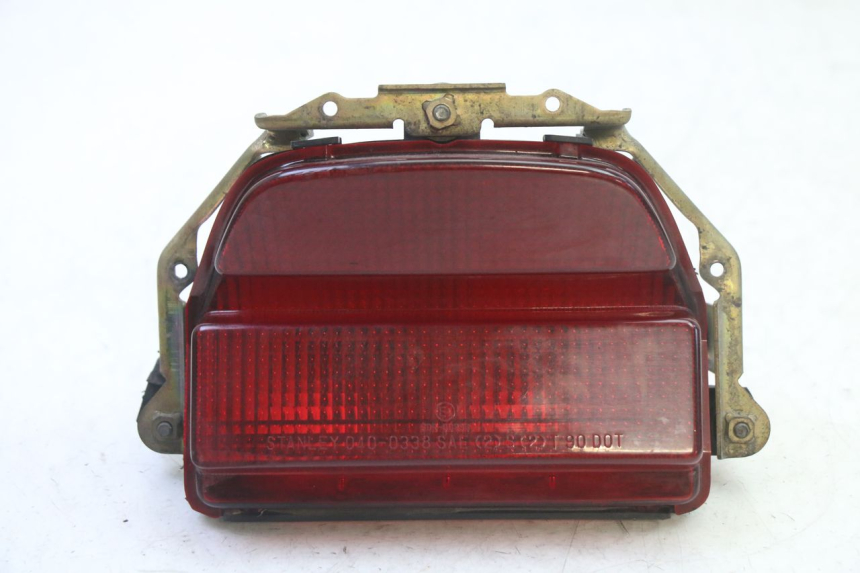photo de LAMPA TYLNA HONDA CBR RR FIREBLADE 900 (1992 - 1994) - Szczegół części
