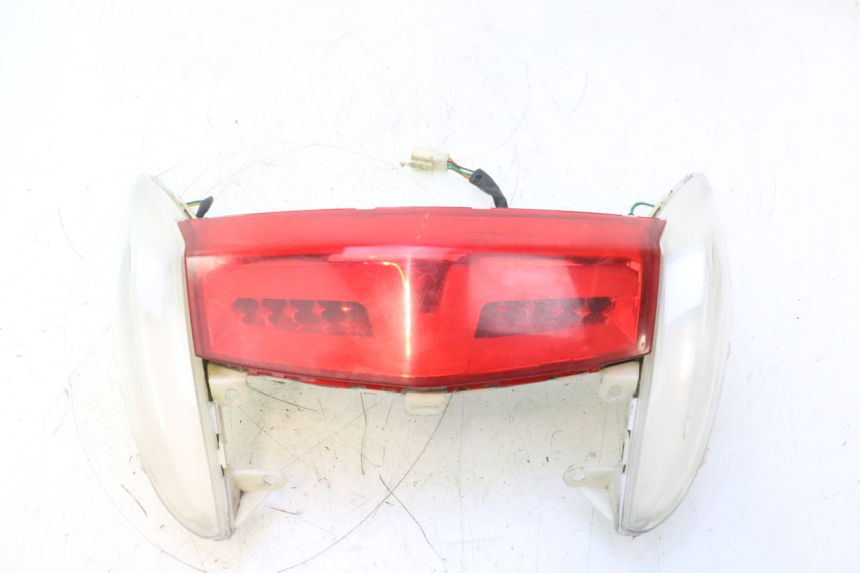 photo de LAMPA TYLNA PEUGEOT CITYSTAR 2T 50 (2018 - 2021) - Szczegół części