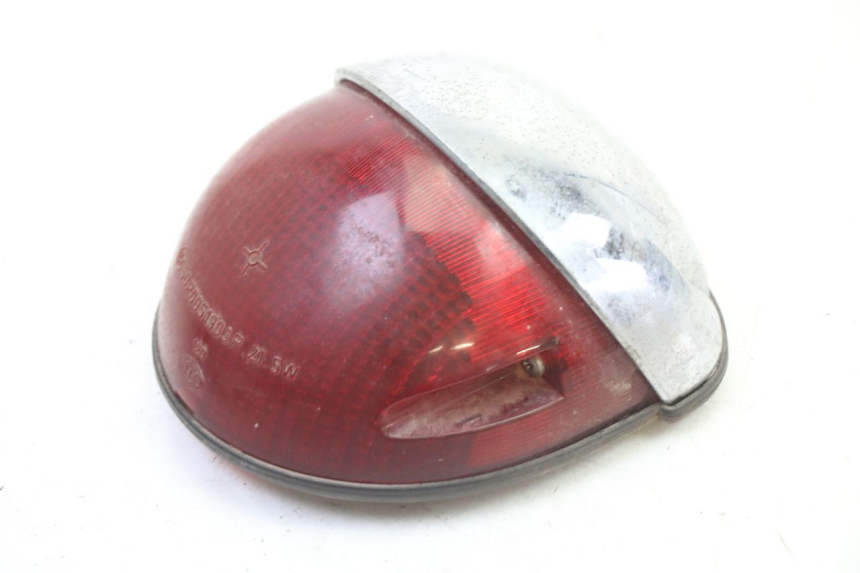 photo de LAMPA TYLNA APRILIA CLASSIC 125 (1995 - 2001) - Zoom stanu zużycia