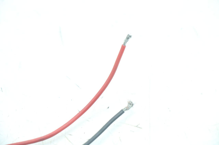 photo de LAMPA TYLNA DERBI SENDA SM DRD X-TREME 50 (2011 - 2017) - Punkty mocowania