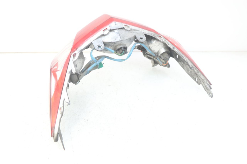 photo de TYLNE ŚWIATŁO KYMCO DINK STREET 125 (2009 - 2014) - Szczegóły charakterystyczne