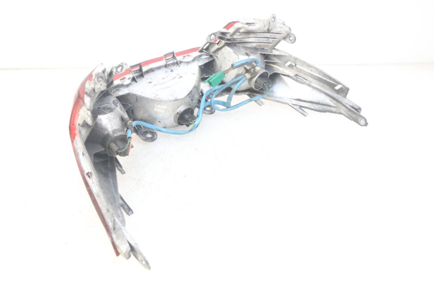 photo de TYLNE ŚWIATŁO KYMCO DINK STREET 125 (2009 - 2014) - Zbliżenie techniczne