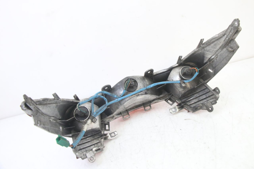 photo de TYLNE ŚWIATŁO KYMCO DINK STREET 125 (2009 - 2014) - Stan powierzchni