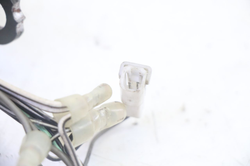 photo de LAMPA TYLNA SUZUKI DL V STROM 1000 (2002 - 2007) - Punkty mocowania