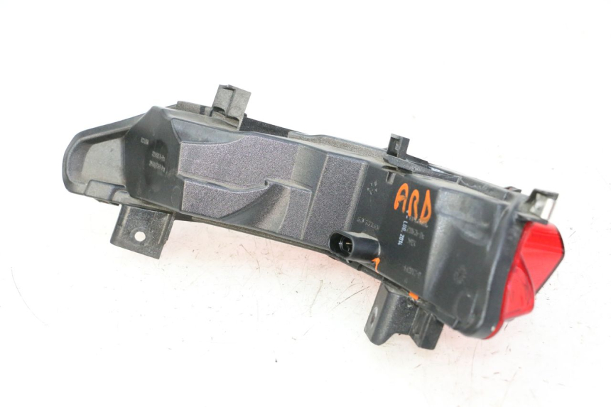 photo de PRAWE TYLNE ŚWIATŁO PIAGGIO MP3 500 (2014 - 2017) - Widok ogólny