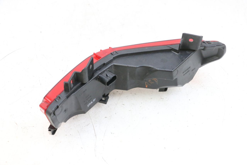 photo de PRAWE TYLNE ŚWIATŁO PIAGGIO MP3 500 (2016 - 2018) - Widok ogólny