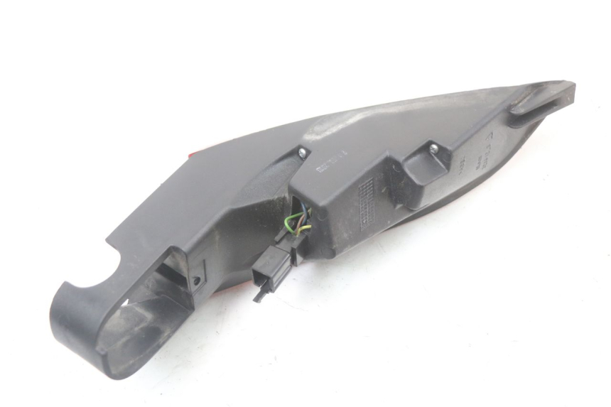 photo de PRAWE TYLNE ŚWIATŁO PEUGEOT SATELIS 125 (2010 - 2012) - Widok ogólny