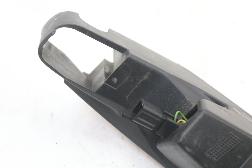 photo de PRAWE TYLNE ŚWIATŁO PEUGEOT SATELIS 125 (2010 - 2012) - Część sprawdzona