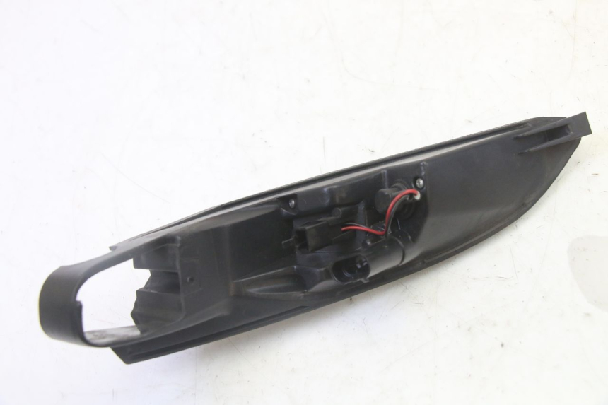 photo de PRAWE TYLNE ŚWIATŁO PEUGEOT SATELIS 125 (2013 - 2018) - Widok ogólny