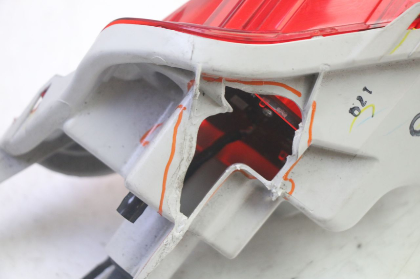 photo de PRAWE TYLNE ŚWIATŁO YAMAHA TRICITY 300 (2020 - 2024) - Widok ogólny