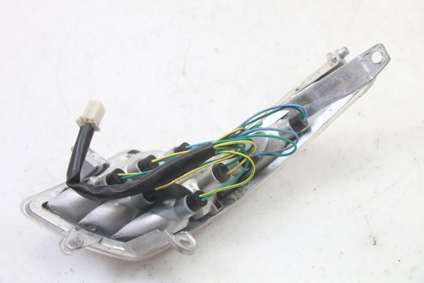 photo de PRAWE TYLNE ŚWIATŁO PEUGEOT VIVACITY NEW 2T 50 (2008 - 2017) - Widok ogólny