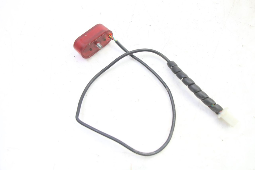 photo de LAMPA TYLNA URBANGLIDE E-CROSS PRO 1 - Zoom stanu zużycia