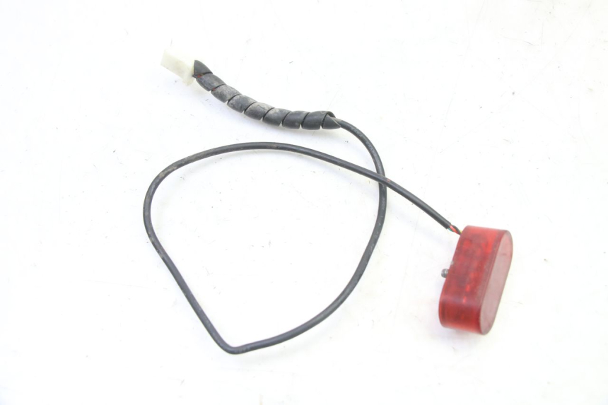 photo de LAMPA TYLNA URBANGLIDE E-CROSS PRO 1 - Zbliżenie techniczne