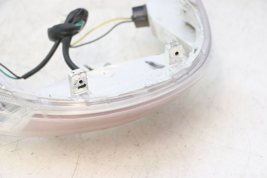 photo de LAMPA TYLNA WAYSCRAL E-START 1 (2018 - 2022) - Zbliżenie komponentów