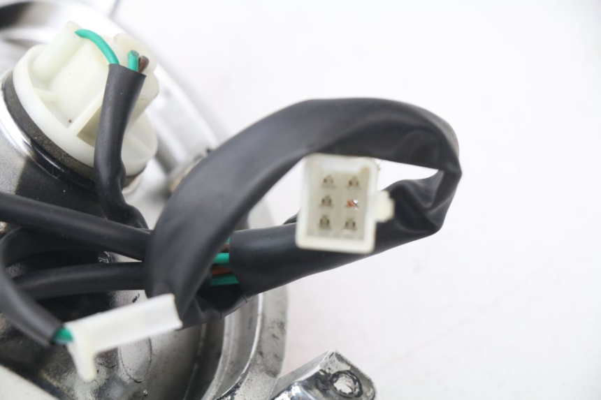 photo de LAMPA TYLNA RIDE E1 1 (2014 - 2022) - Zbliżenie techniczne