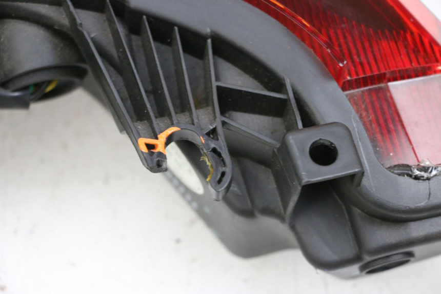 photo de LAMPA TYLNA SEGWAY NINEBOT E125S 1 (2022 - 2026) - Stan powierzchni