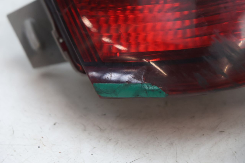 photo de LAMPA TYLNA KAWASAKI ER-6 ER6 N 650 (2005 - 2009) - Zoom stanu zużycia