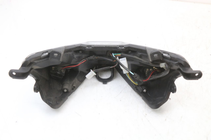 photo de LAMPA TYLNA JM MOTORS EVOLIS 4T 50 (2018 - 2022) - Zbliżenie techniczne