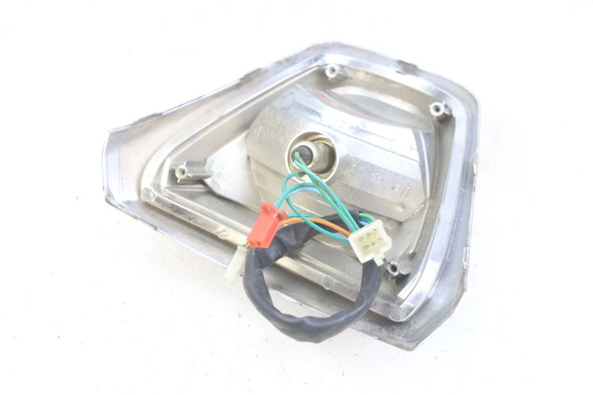 photo de LAMPA TYLNA SYM FIDDLE 3 III 125 (2014 - 2020) - Widok ogólny