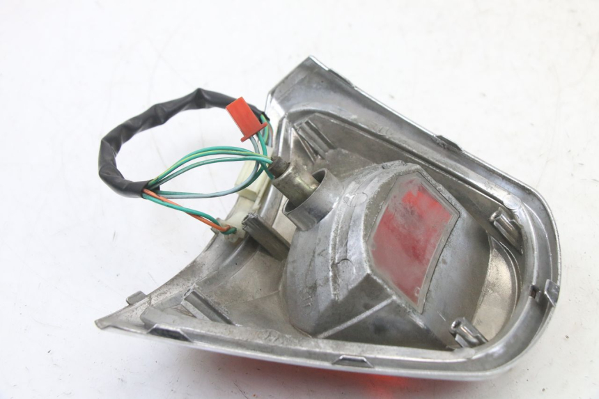 photo de LAMPA TYLNA SYM FIDDLE 3 III 125 (2014 - 2020) - Zbliżenie techniczne