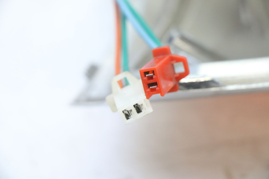 photo de LAMPA TYLNA SYM FIDDLE 3 III 50 (2014 - 2020) - Widok ogólny