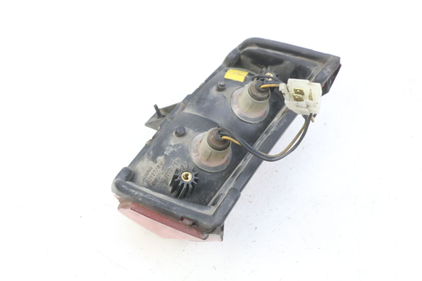 photo de LAMPA TYLNA YAMAHA FJ 3CX 1200 (1986 - 1996) - Zoom stanu zużycia