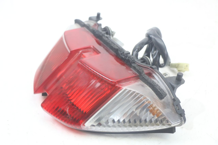 photo de LAMPA TYLNA YAMAHA FJR ABS 1300 (2006 - 2012) - Stan powierzchni