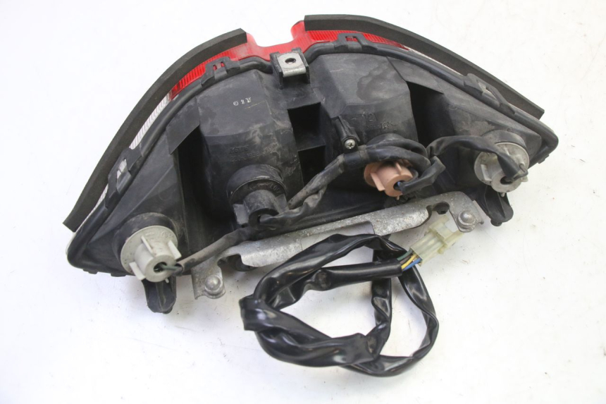 photo de LAMPA TYLNA YAMAHA FJR ABS 1300 (2006 - 2012) - Stan powierzchni