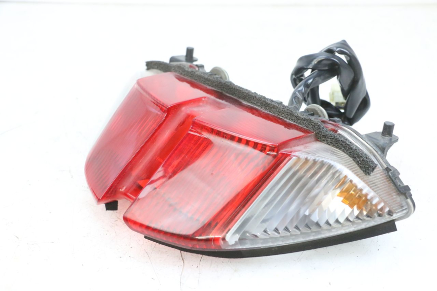photo de LAMPA TYLNA YAMAHA FJR ABS 1300 (2006 - 2012) - Stan powierzchni