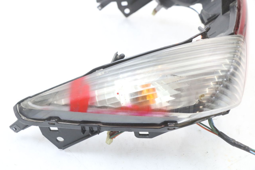 photo de LAMPA TYLNA HONDA FJS SILVER WING SILVERWING 400 (2005 - 2008) - Inny kąt widzenia