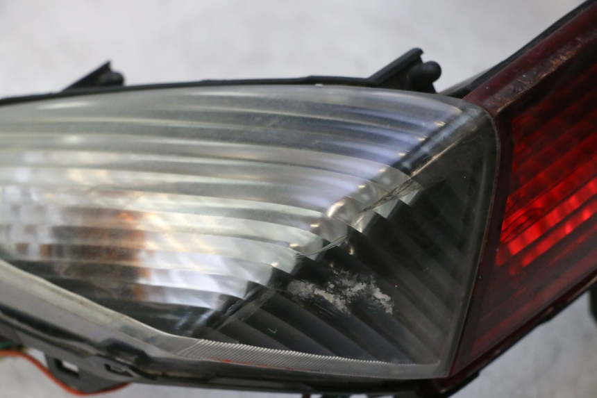 photo de LAMPA TYLNA HONDA FJS SILVER WING SILVERWING 400 (2005 - 2008) - Widok ogólny