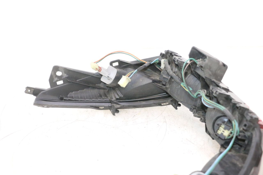 photo de LAMPA TYLNA HONDA FJS SILVER WING SILVERWING 400 (2005 - 2008) - Widok profilu