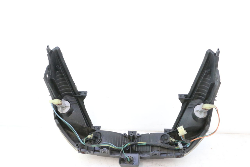 photo de LAMPA TYLNA HONDA FJS SILVER WING SILVERWING 400 (2005 - 2008) - Inny kąt widzenia