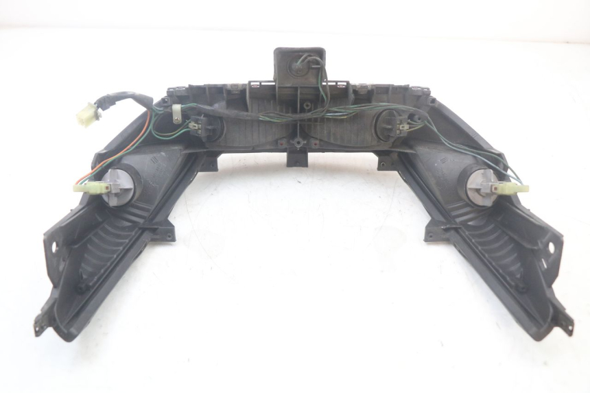 photo de LAMPA TYLNA HONDA FJS SILVERWING SILVER WING 600 (2001 - 2010) - Oznaczenia i referencje