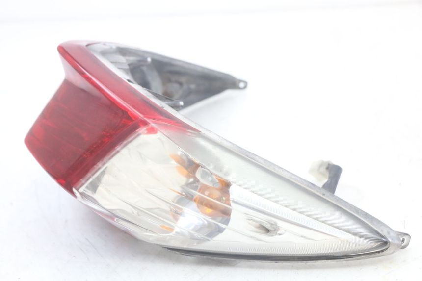 photo de LAMPA TYLNA MBK FLAME X 125 (2007 - 2016) - Zbliżenie techniczne