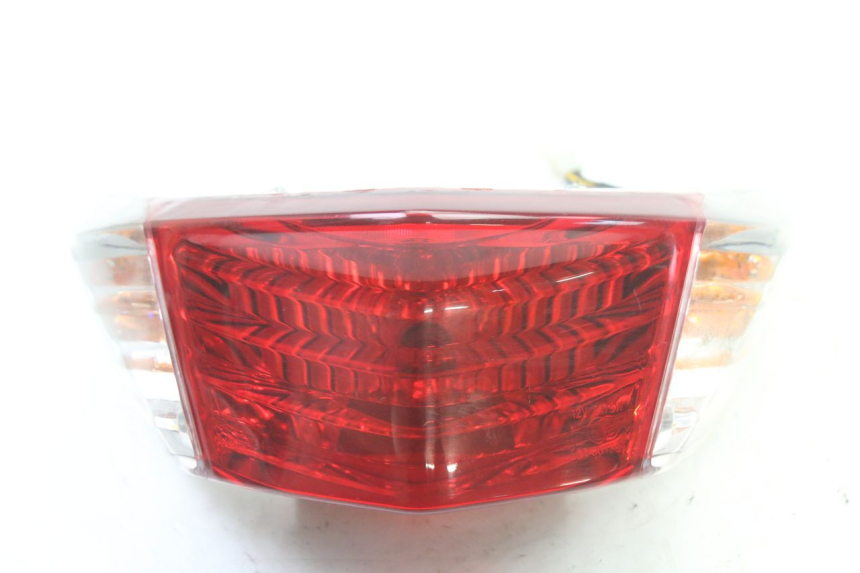 photo de LAMPA TYLNA MBK FLAME X 125 (2007 - 2016) - Inny kąt widzenia