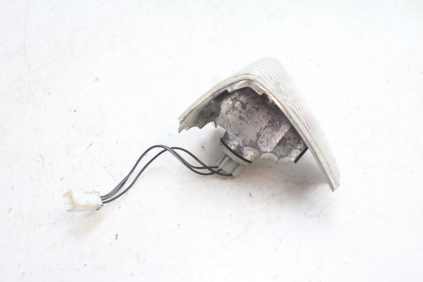photo de LAMPA TYLNA PIAGGIO FLY 2T 50 (2004 - 2017) - Zbliżenie techniczne