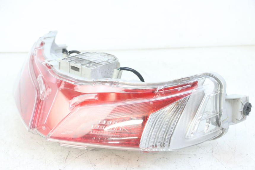 photo de LAMPA TYLNA HONDA FORZA ABS 300 (2013 - 2017) - Widok z bliska