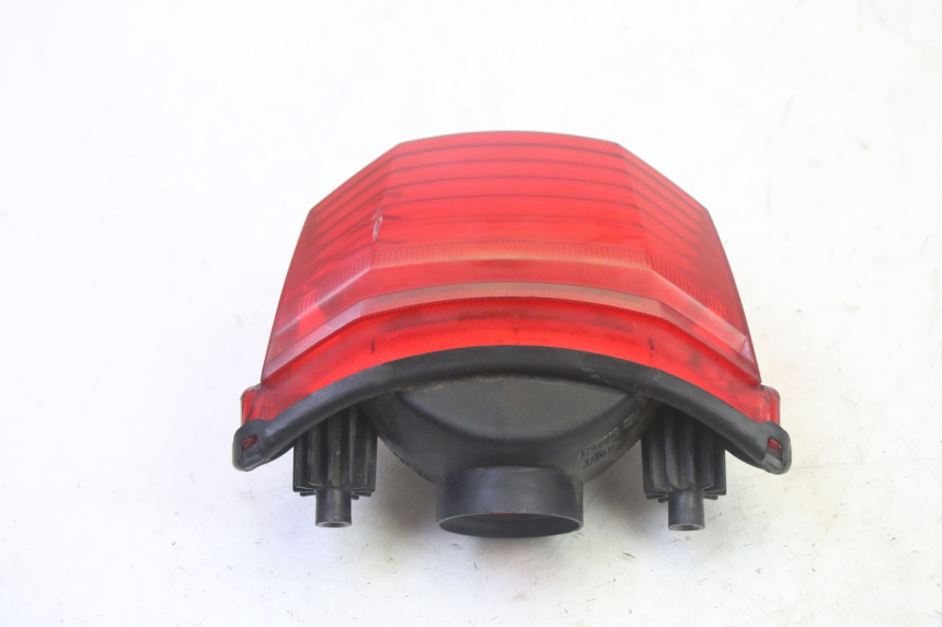 photo de LAMPA TYLNA YAMAHA FZ6 N FAZER 600 (2004 - 2006) - Stan powierzchni